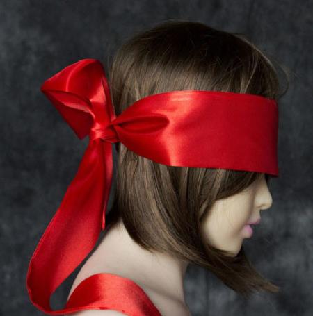 Повязка на глаза красная 1805-020